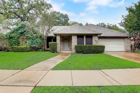 1109 Churchill Drive Irving TX 75060