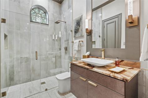17632 Harbord Oaks Circle Dallas TX 75252