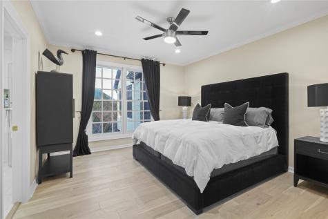17632 Harbord Oaks Circle Dallas TX 75252