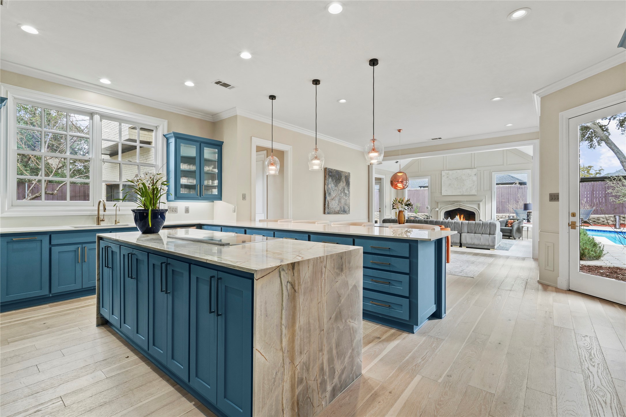 17632 Harbord Oaks Circle Dallas TX 75252
