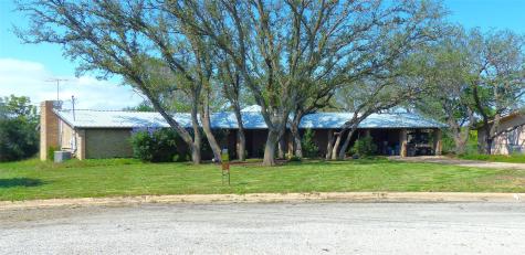 135 Lakeview Brady TX 76825