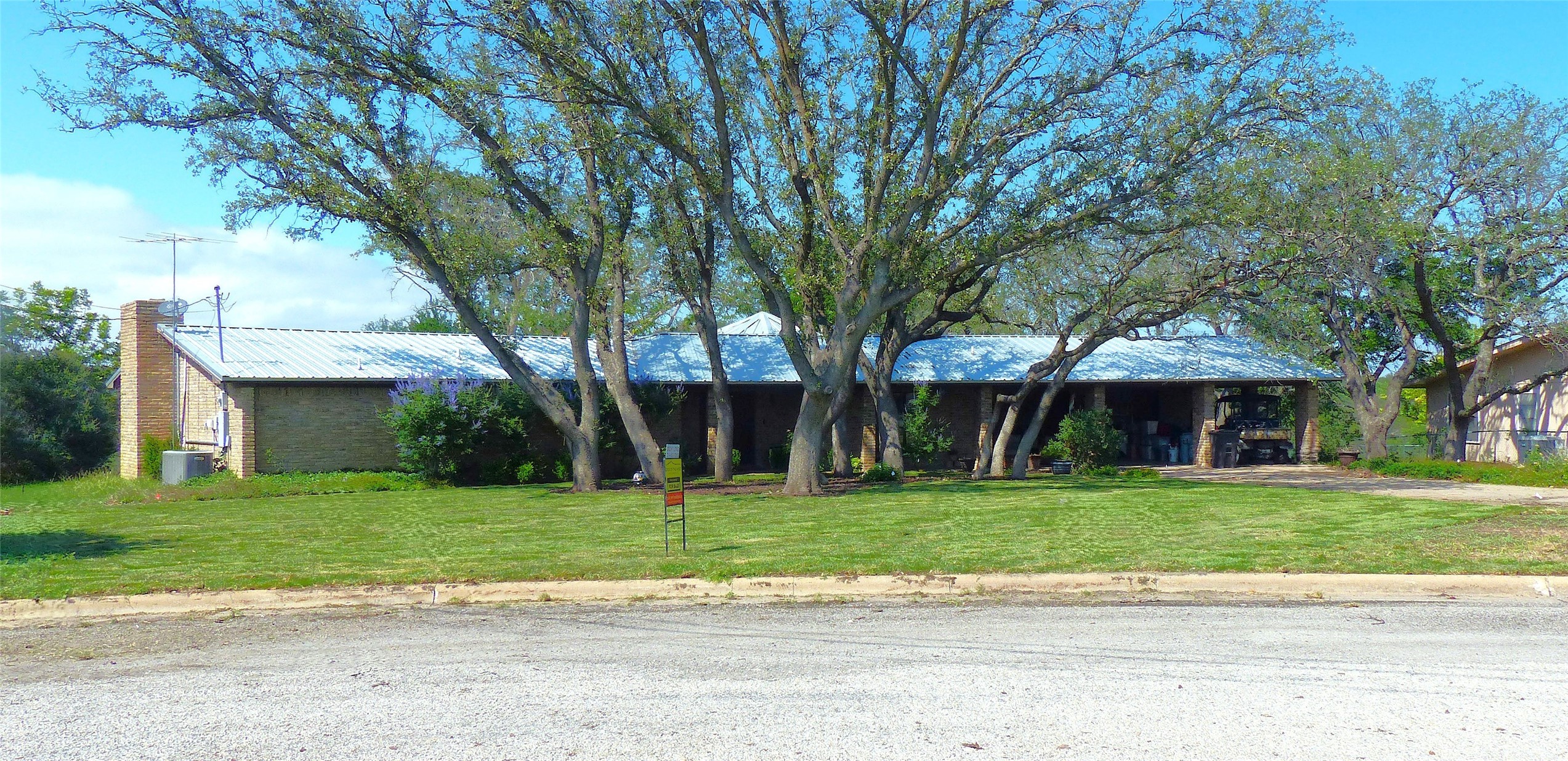 135 Lakeview Brady TX 76825