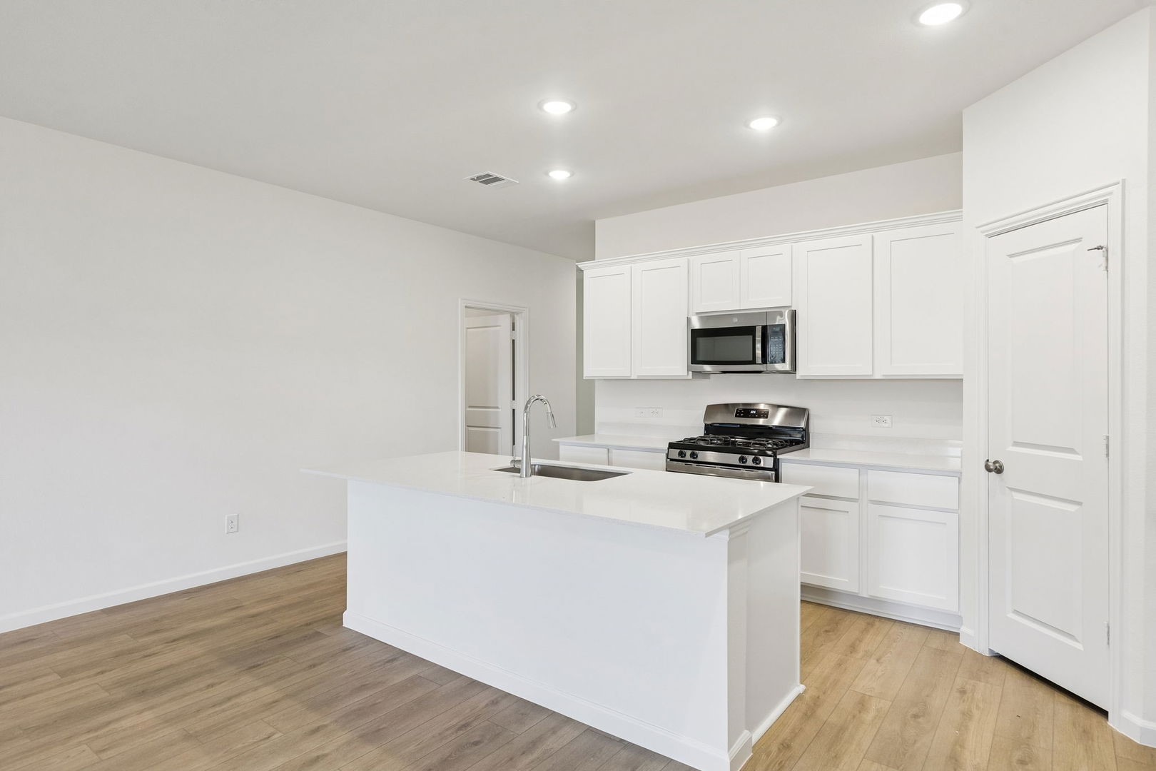 3884 Rose Hill Court Denison TX 75020
