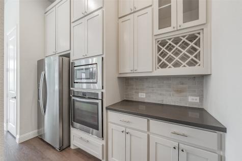 8075 Sunflower Lane Dallas TX 75252