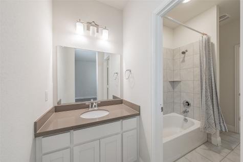 8075 Sunflower Lane Dallas TX 75252