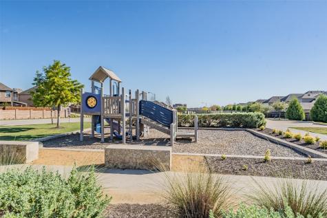 8075 Sunflower Lane Dallas TX 75252
