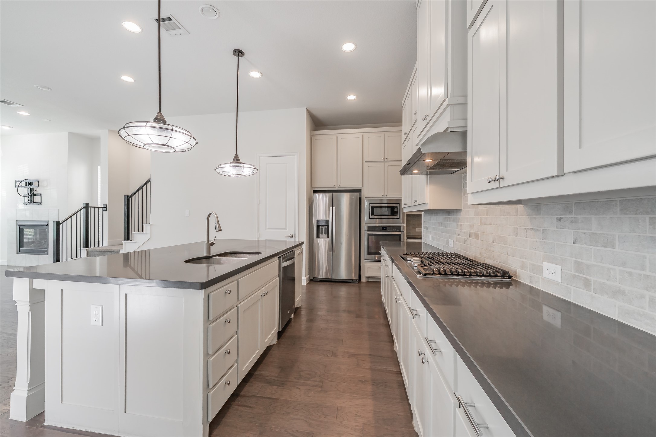 8075 Sunflower Lane Dallas TX 75252