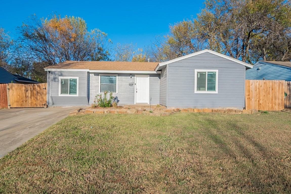 1609 Kent Drive Arlington TX 76010