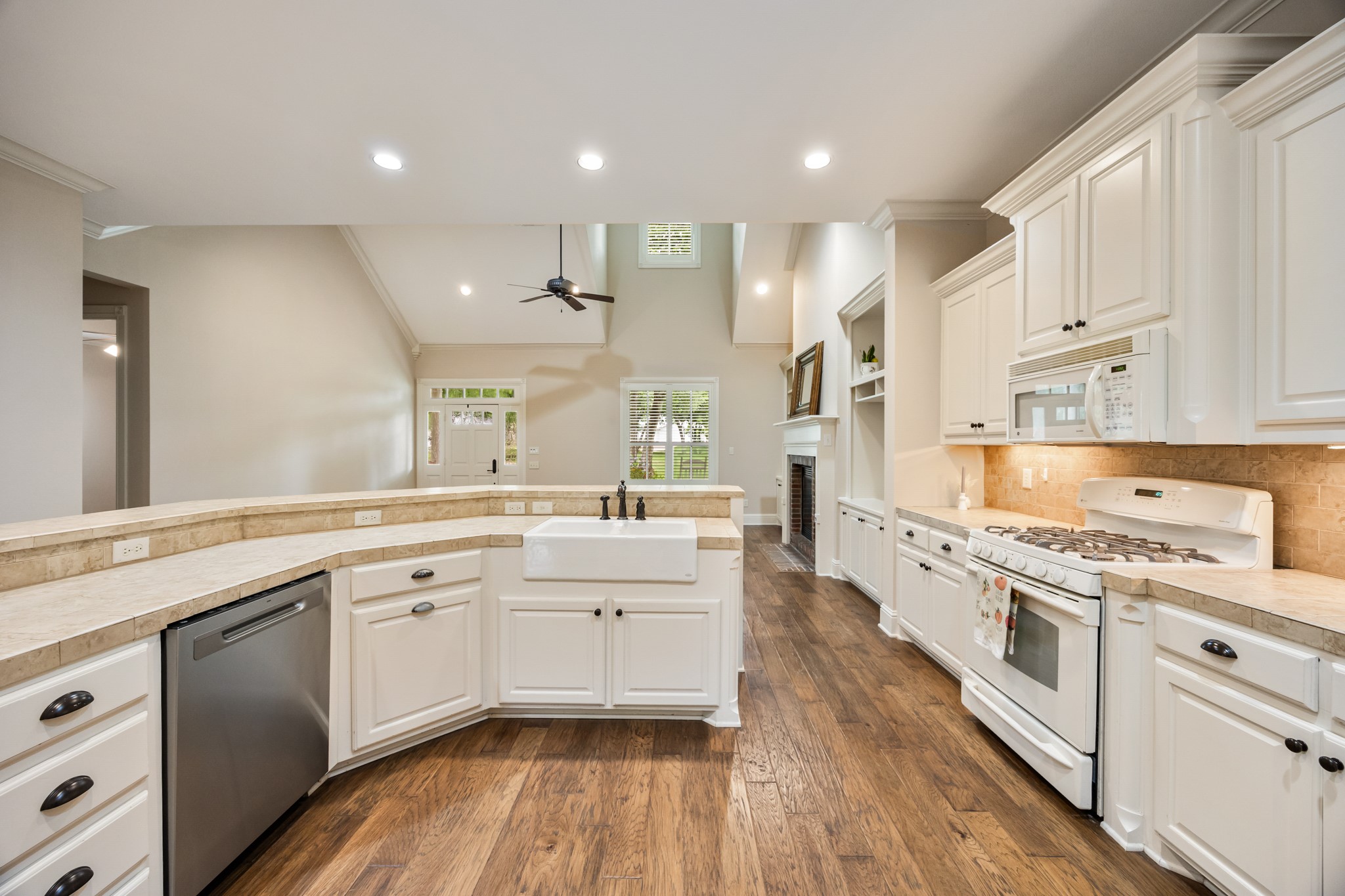895 Ivy Lane Rockwall TX 75087