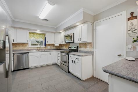 1914 Laurel Road Gainesville TX 76240