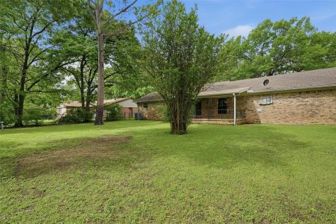 1914 Laurel Road Gainesville TX 76240
