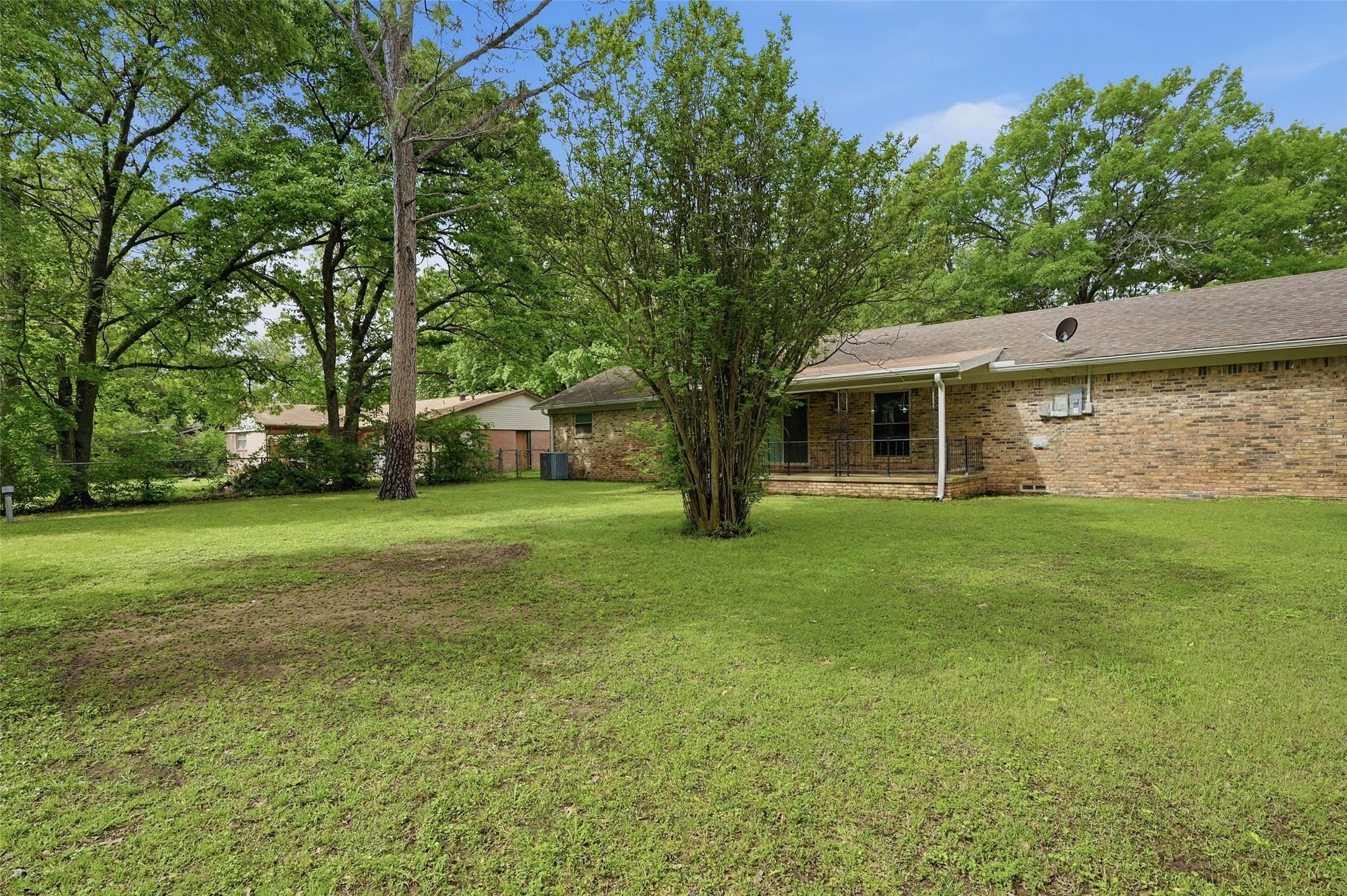 1914 Laurel Road Gainesville TX 76240