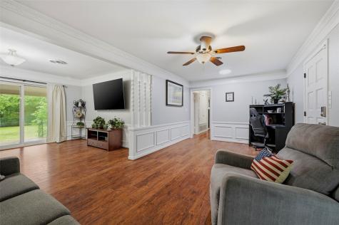 1914 Laurel Road Gainesville TX 76240