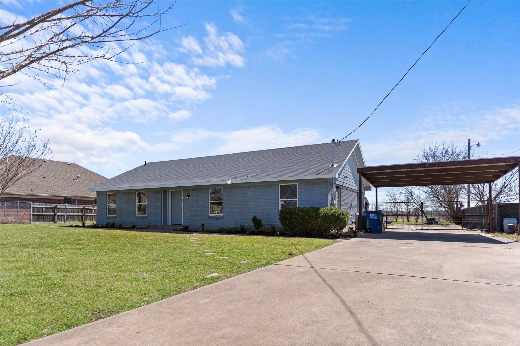 924 Bayport Drive Lancaster TX 75134