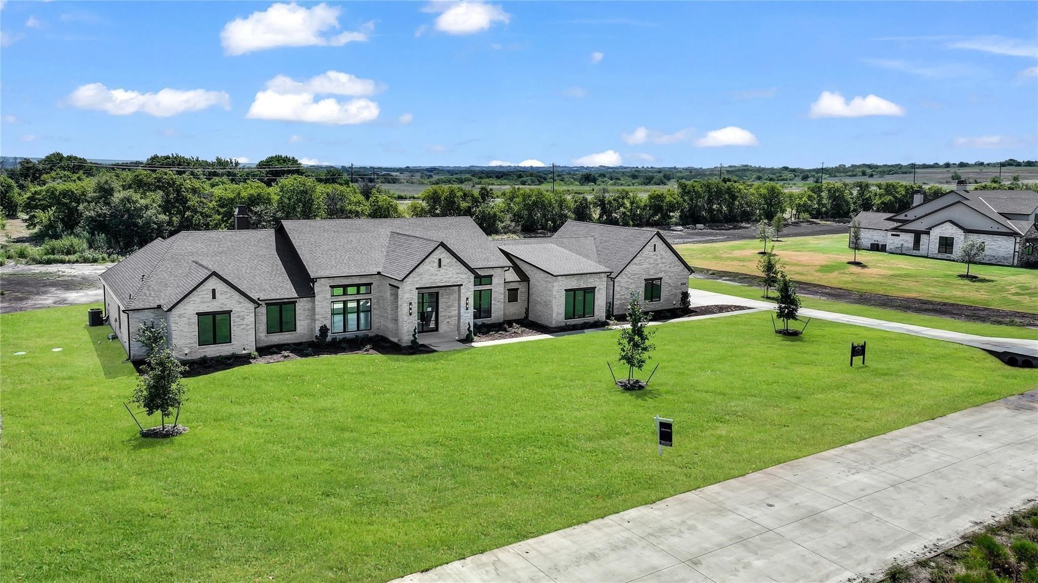 5024 Frost Creek Aledo TX 76008