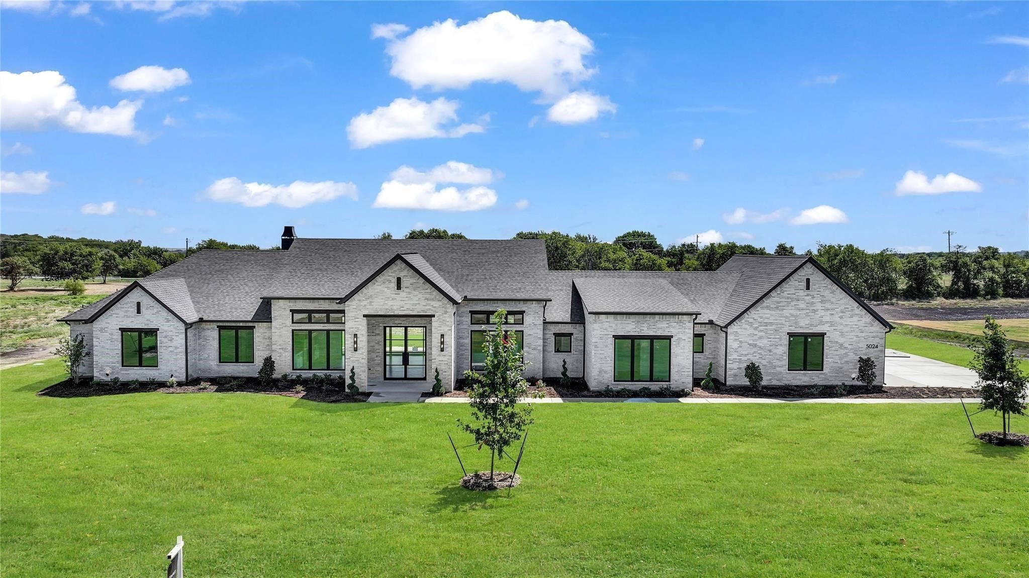 5024 Frost Creek Aledo TX 76008