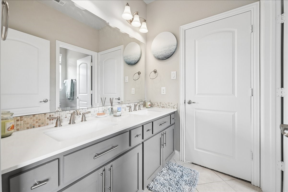 13844 Carmenita Drive Frisco TX 75035