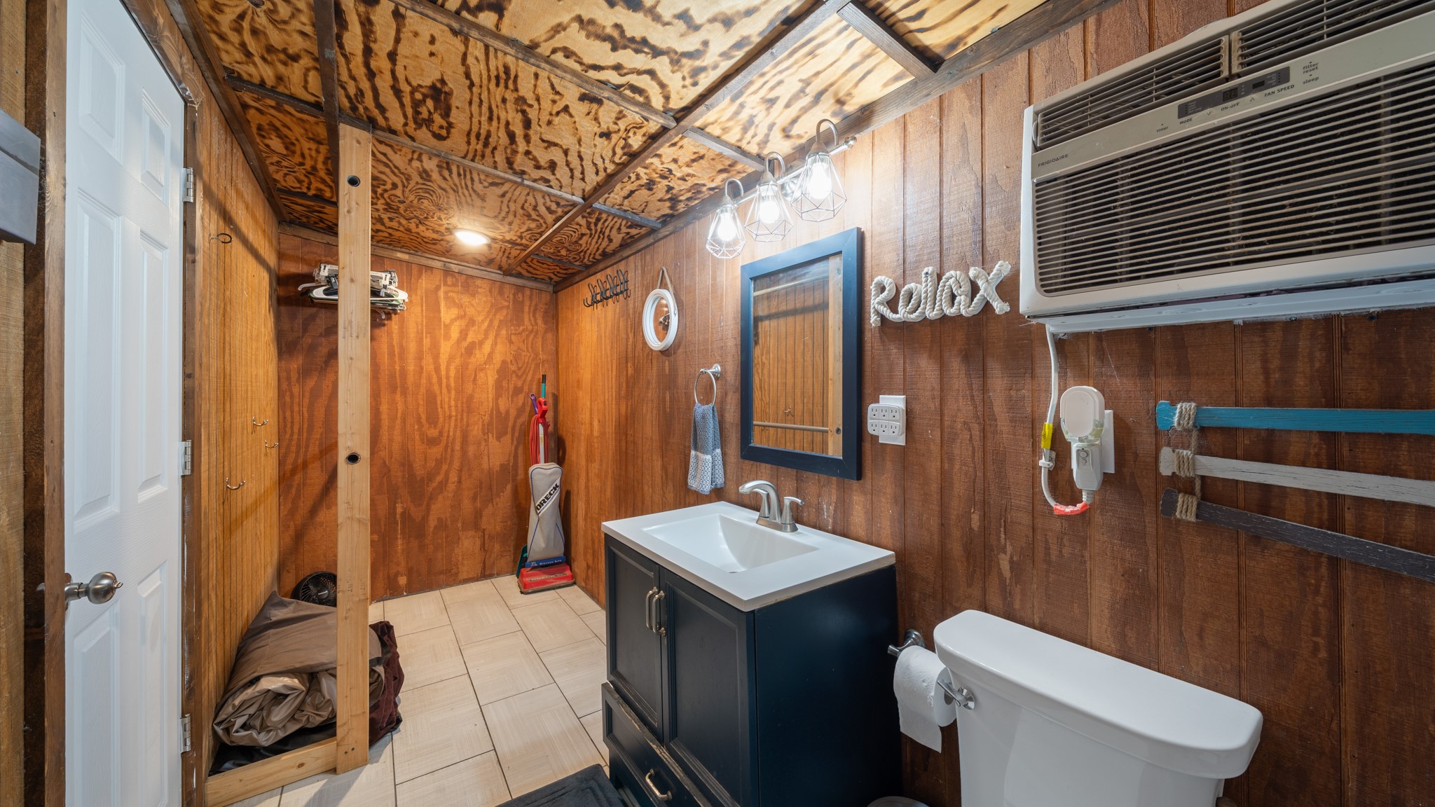 14050 Roy Bean Malakoff TX 75148