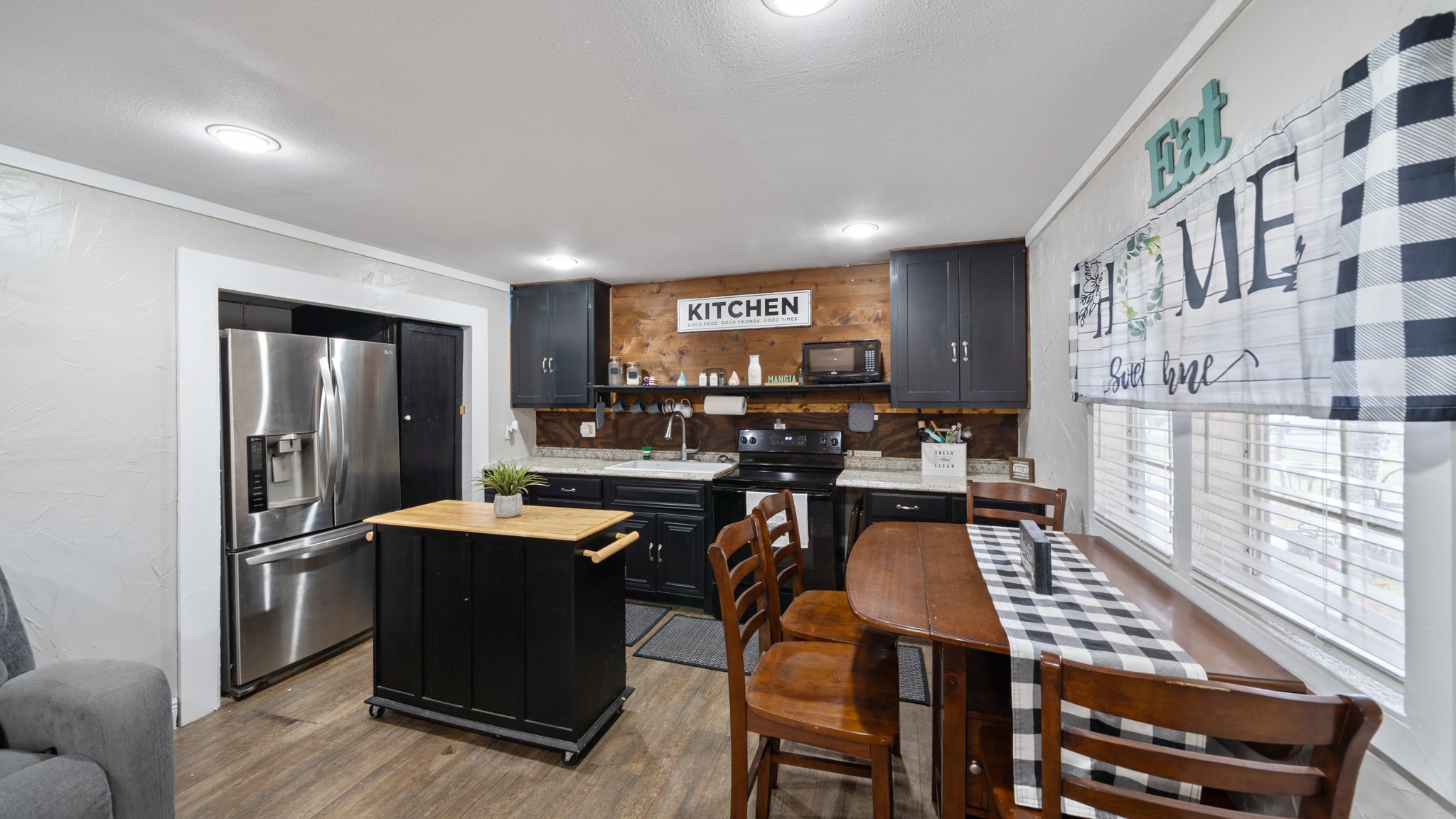 14050 Roy Bean Malakoff TX 75148