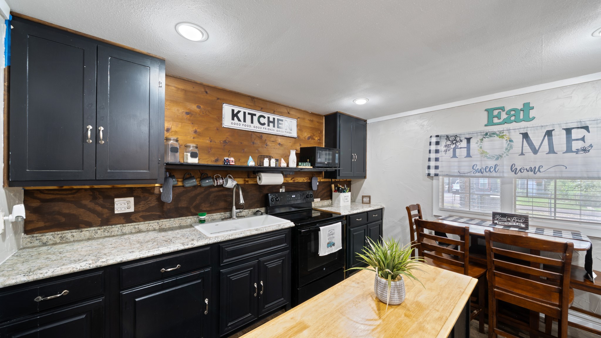 14050 Roy Bean Malakoff TX 75148