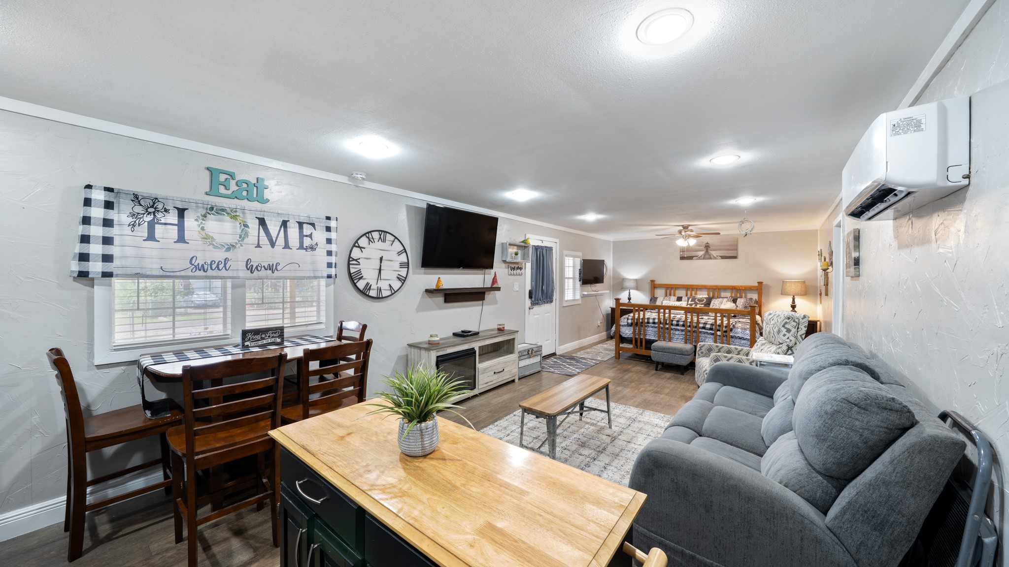 14050 Roy Bean Malakoff TX 75148