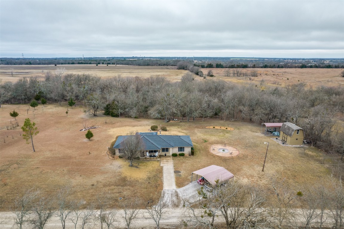 645 County Road 4441 Trenton TX 75490
