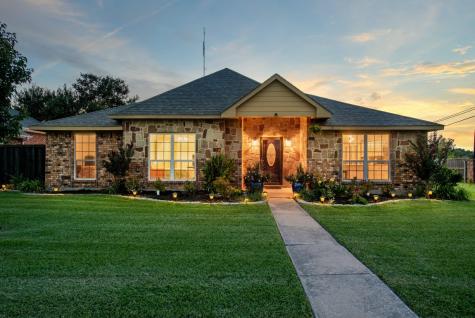 5101 Bobtown Road Garland TX 75043