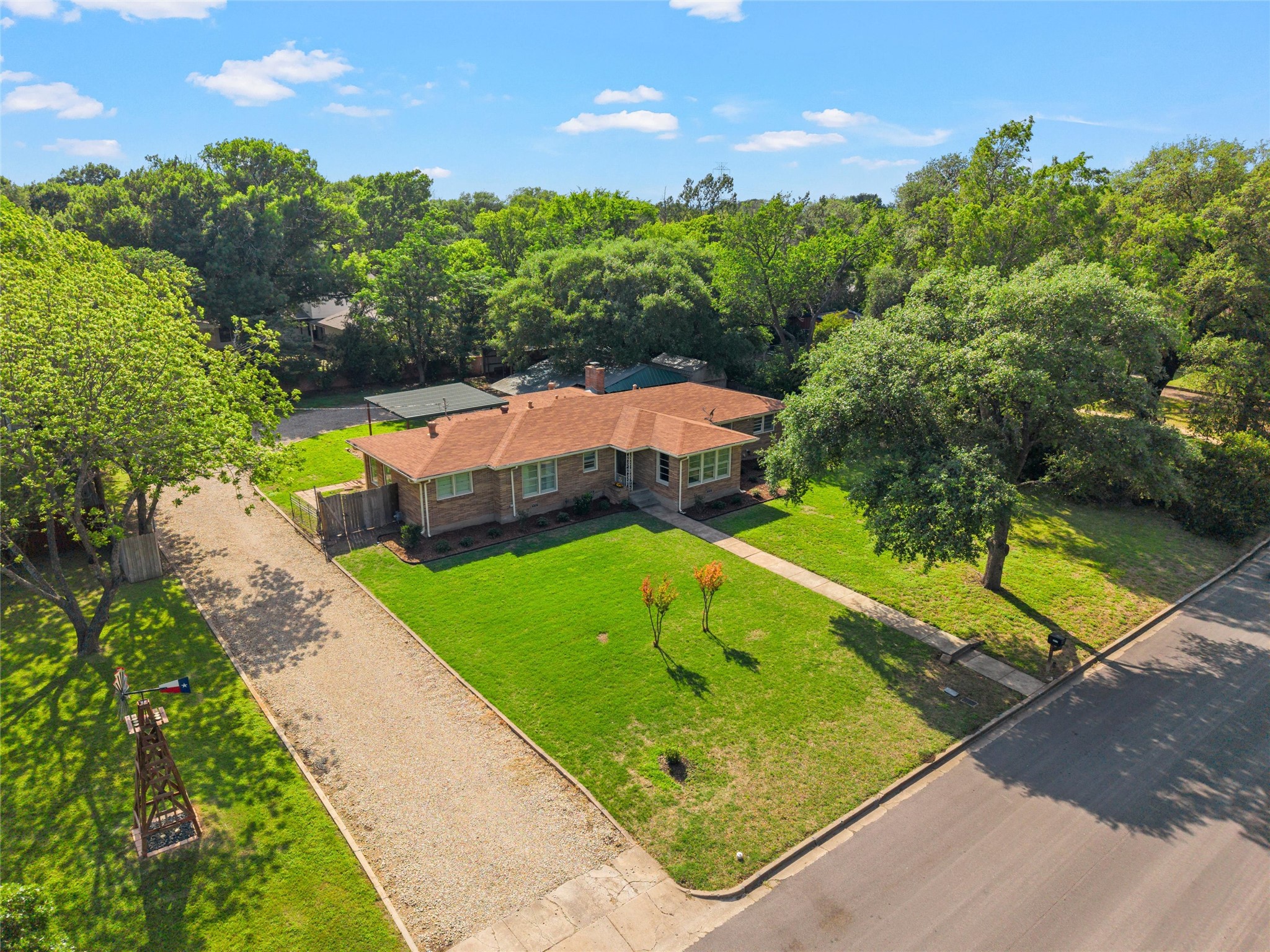 3412 N 32nd Street Waco TX 76708