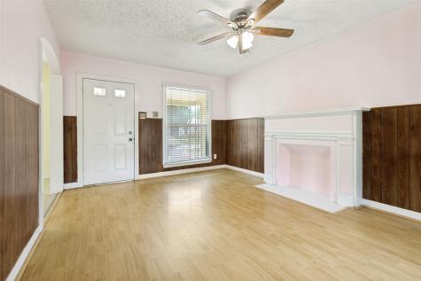 811 Magnolia Drive Garland TX 75040