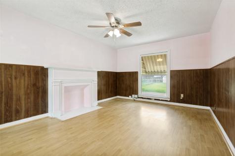 811 Magnolia Drive Garland TX 75040