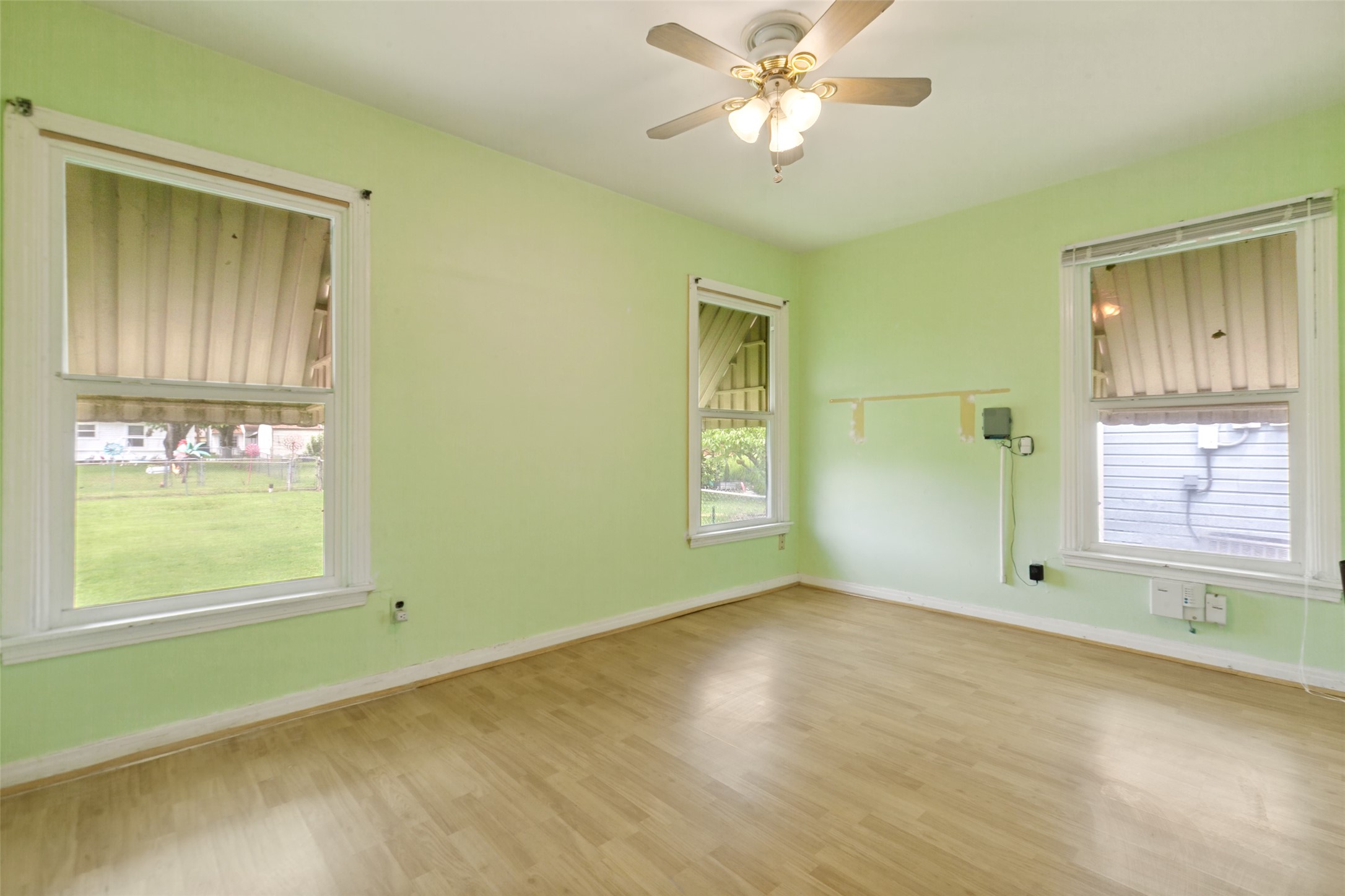 811 Magnolia Drive Garland TX 75040