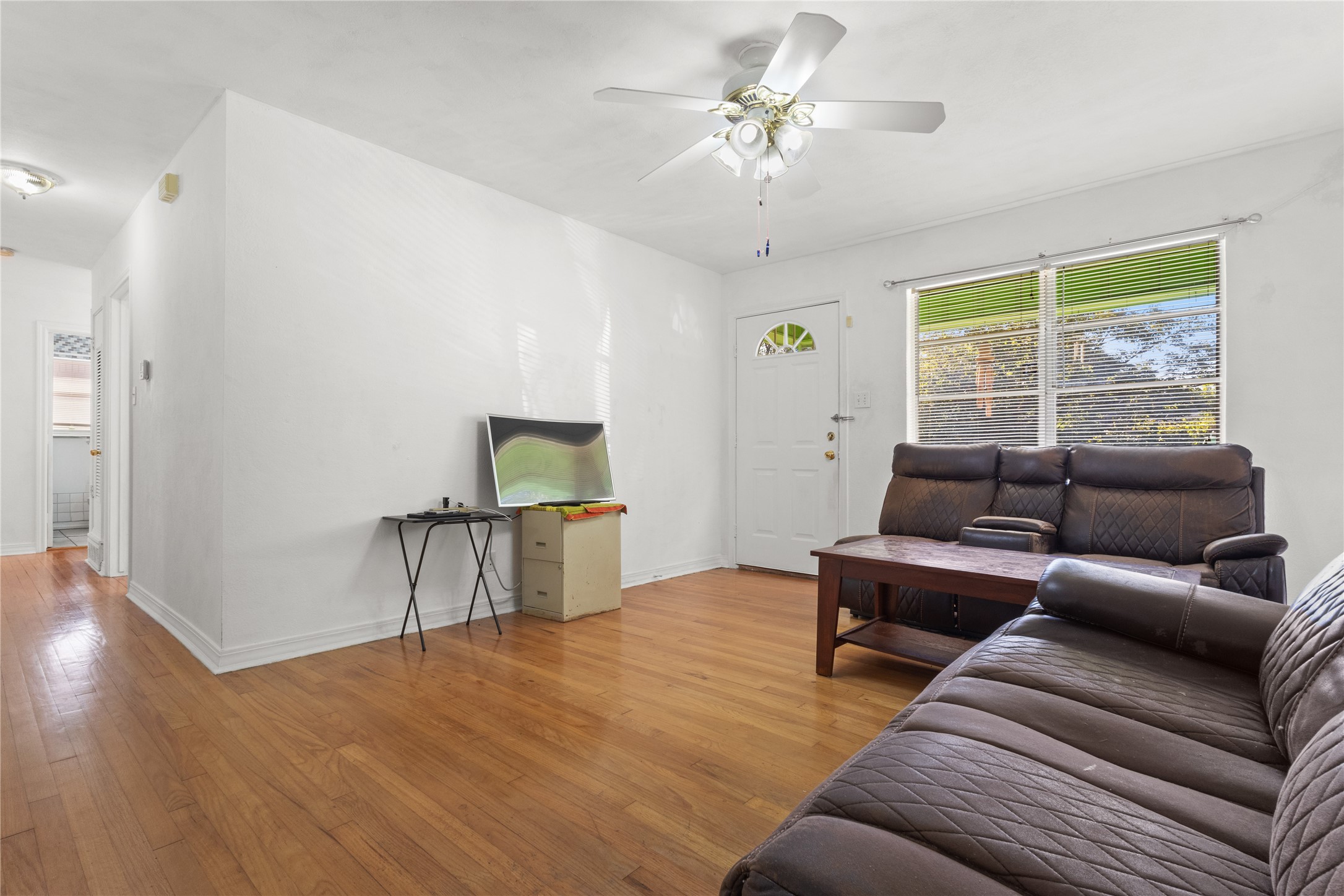 4805 Ira Street Haltom City TX 76117