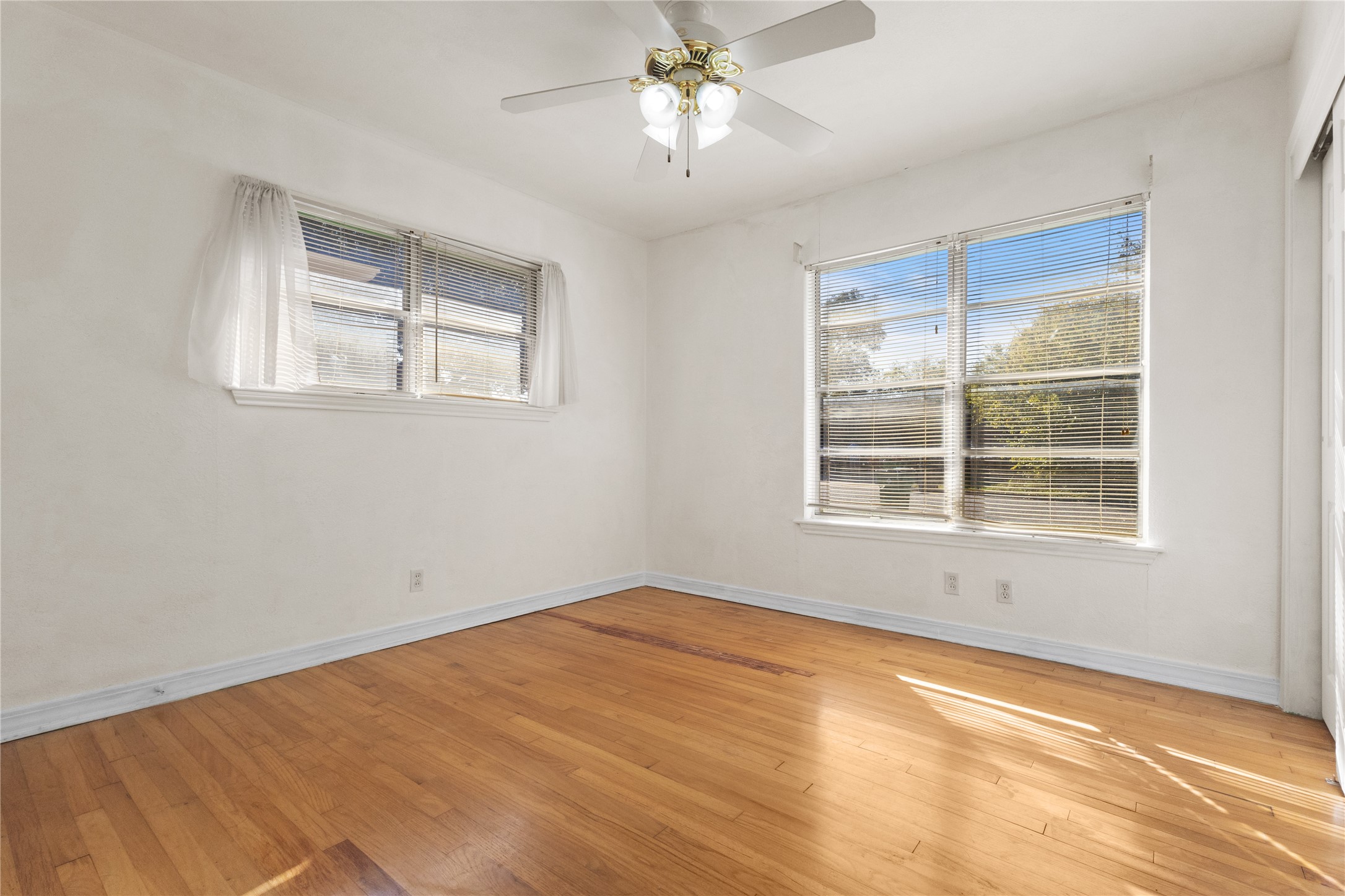4805 Ira Street Haltom City TX 76117