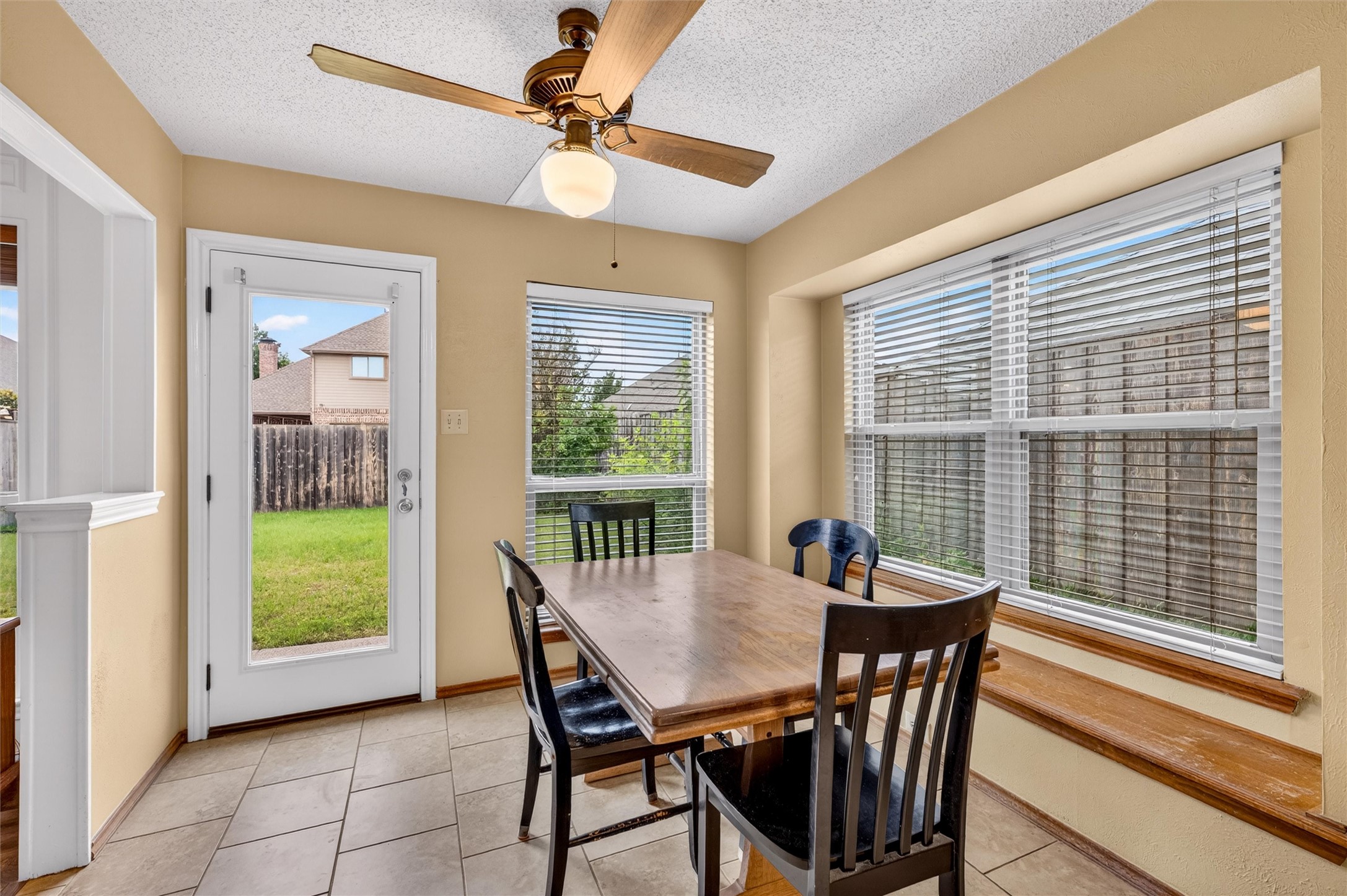 2516 Willowdale Drive Carrollton TX 75006