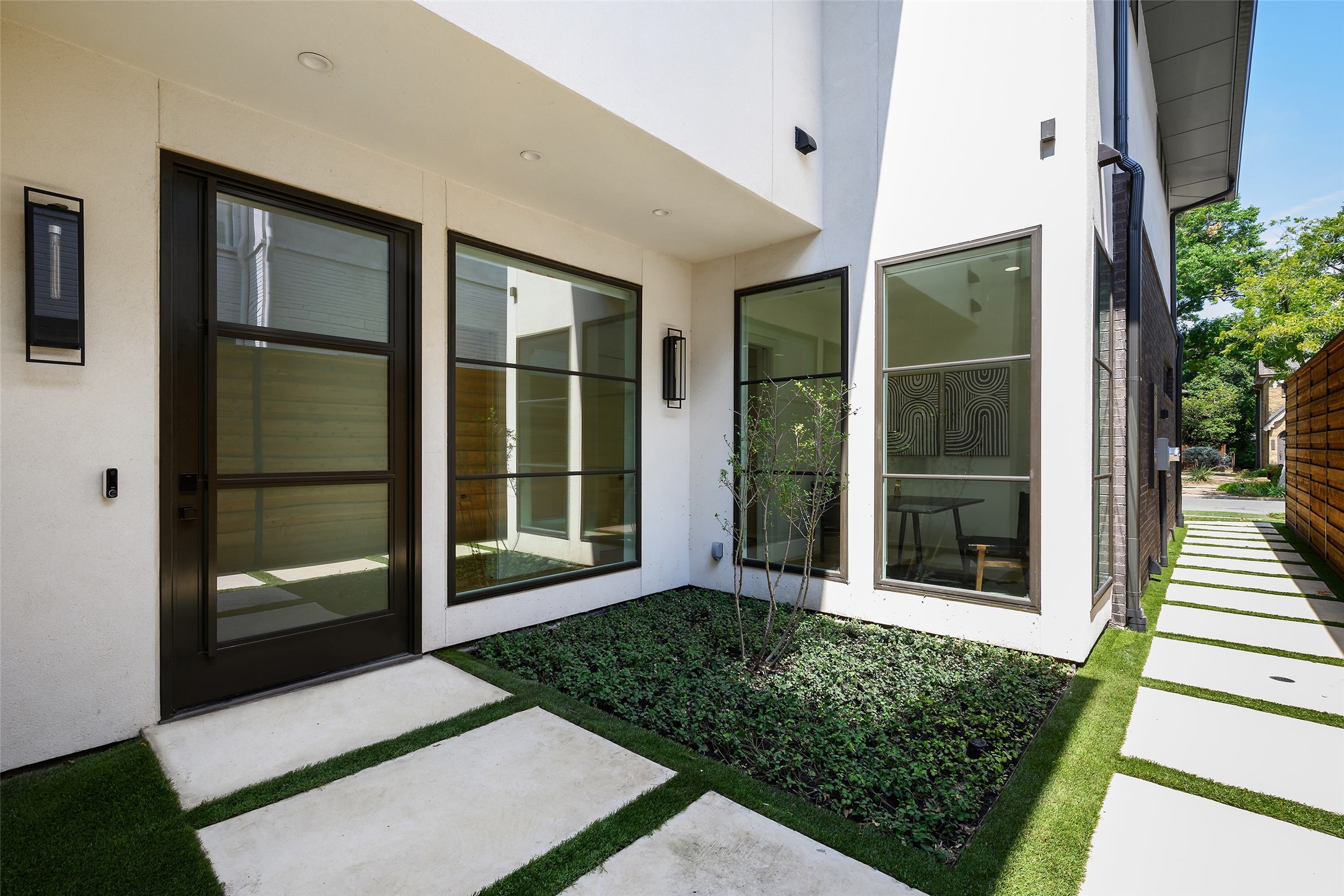3930 Hawthorne Avenue Dallas TX 75219