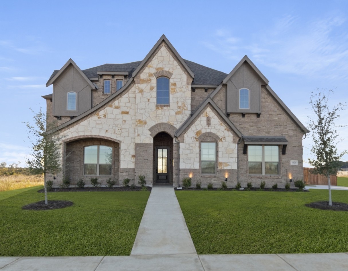 1421 Promised Land Road Hewitt TX 76643