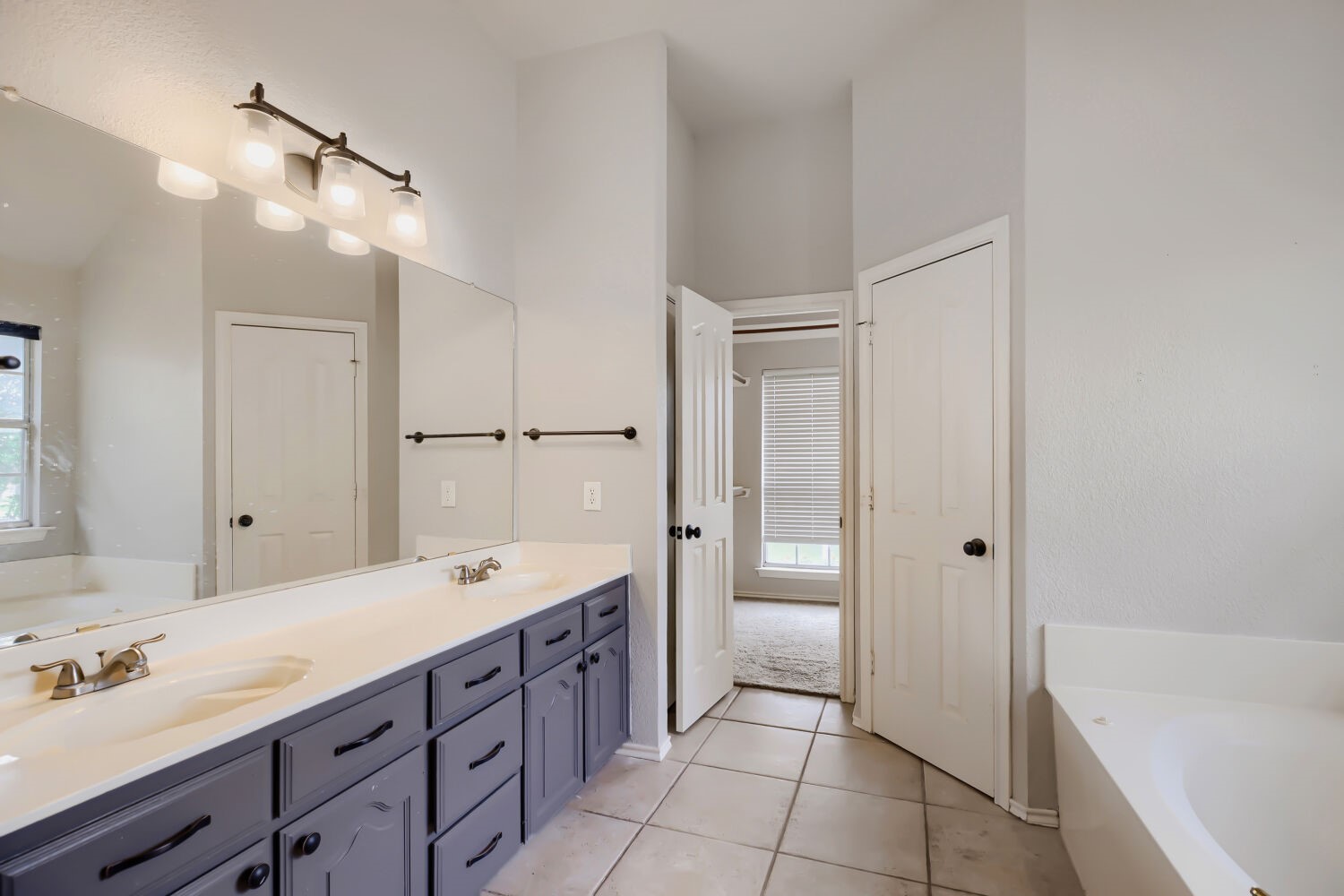 5216 Birch Grove Lane Fort Worth TX 76137