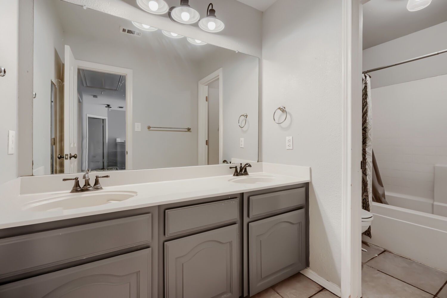 5216 Birch Grove Lane Fort Worth TX 76137