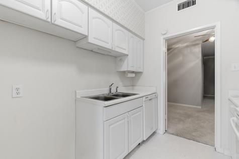 4320 Bellaire Drive S Fort Worth TX 76109
