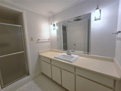 4320 Bellaire Drive S Fort Worth TX 76109