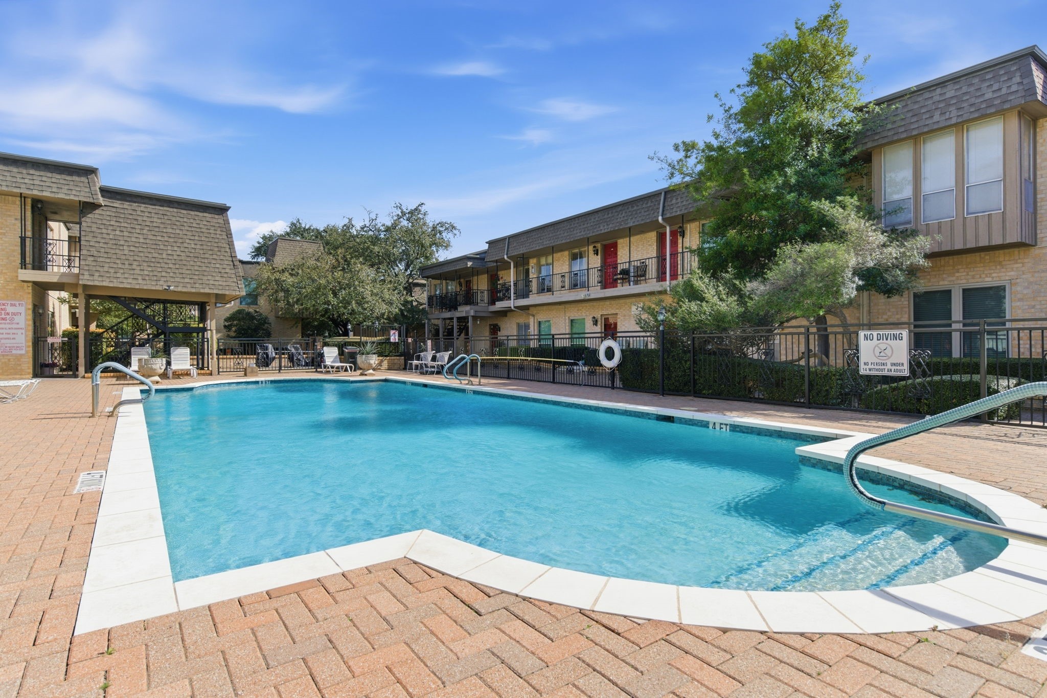 4320 Bellaire Drive S Fort Worth TX 76109