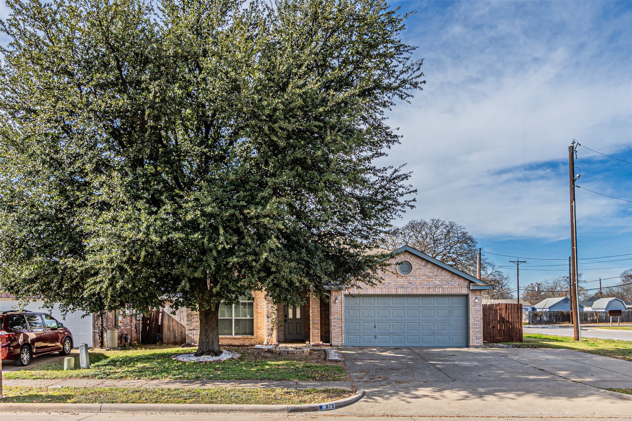 875 Grace Lane Irving TX 75061