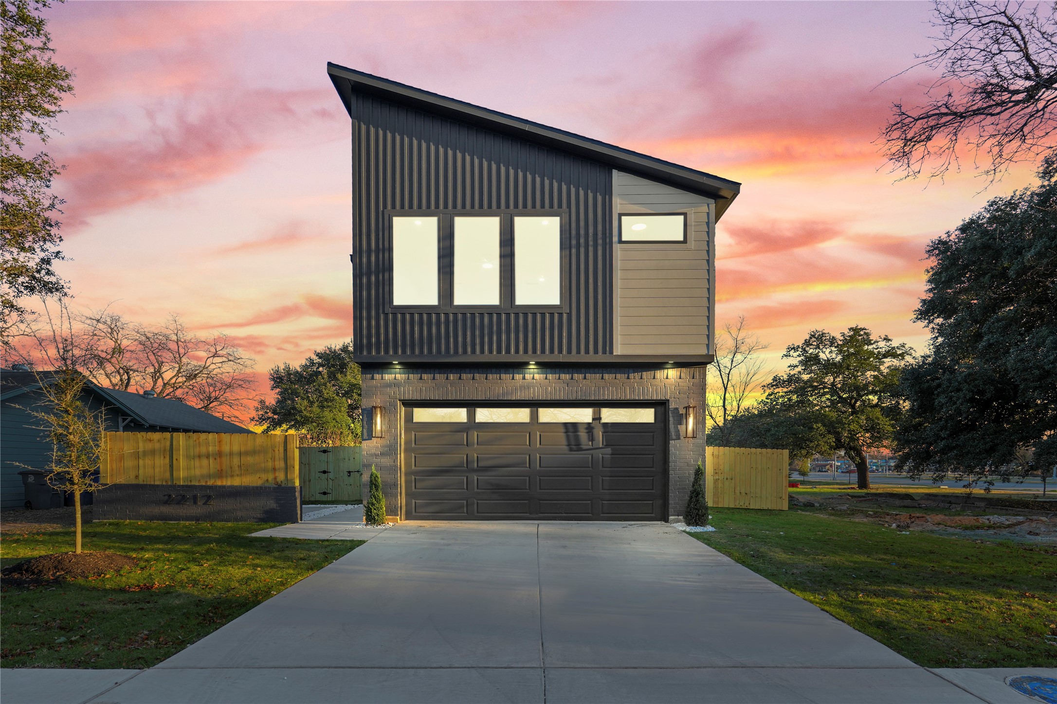 2212 Marburg Street Dallas TX 75215