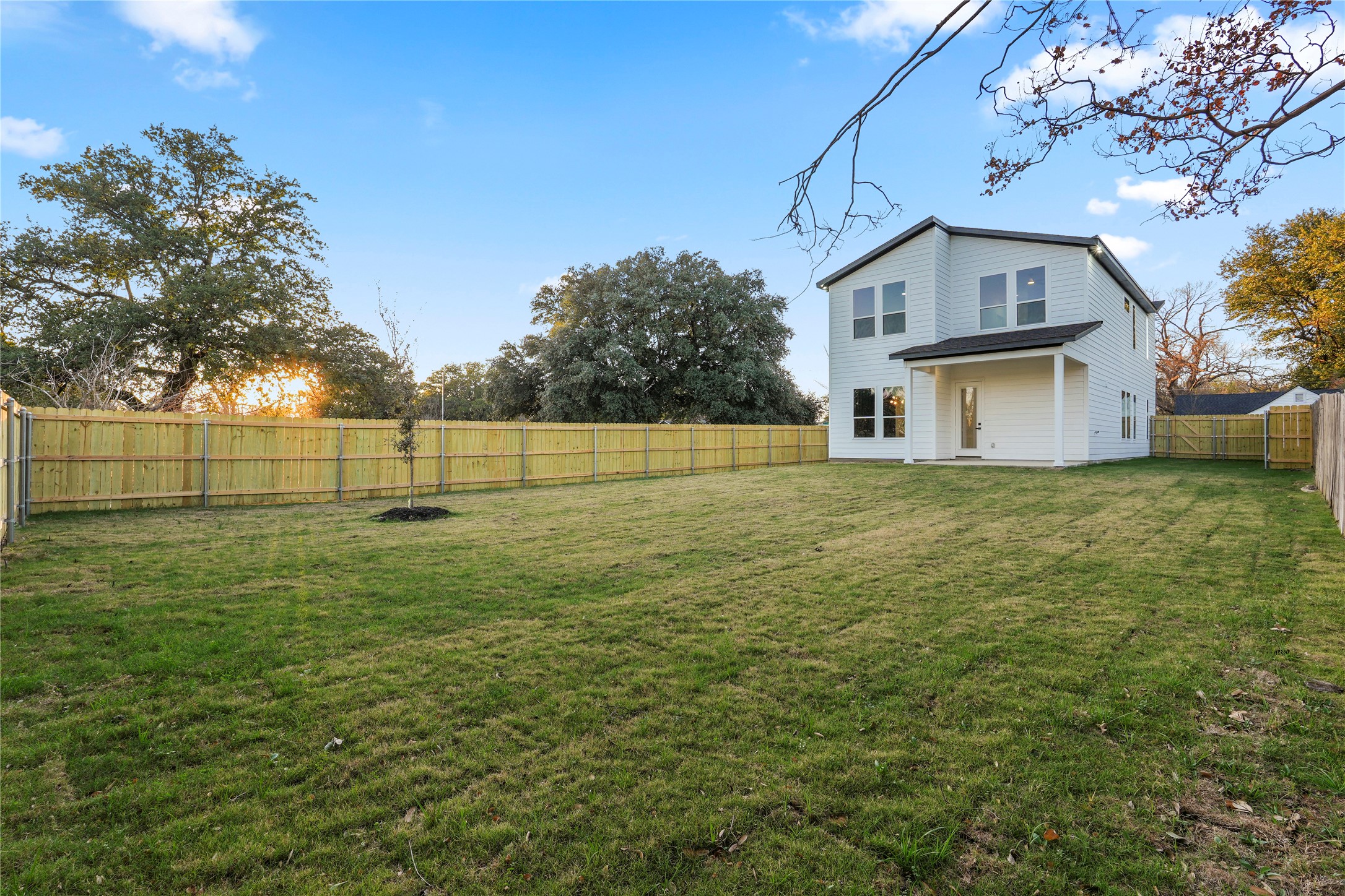 2212 Marburg Street Dallas TX 75215