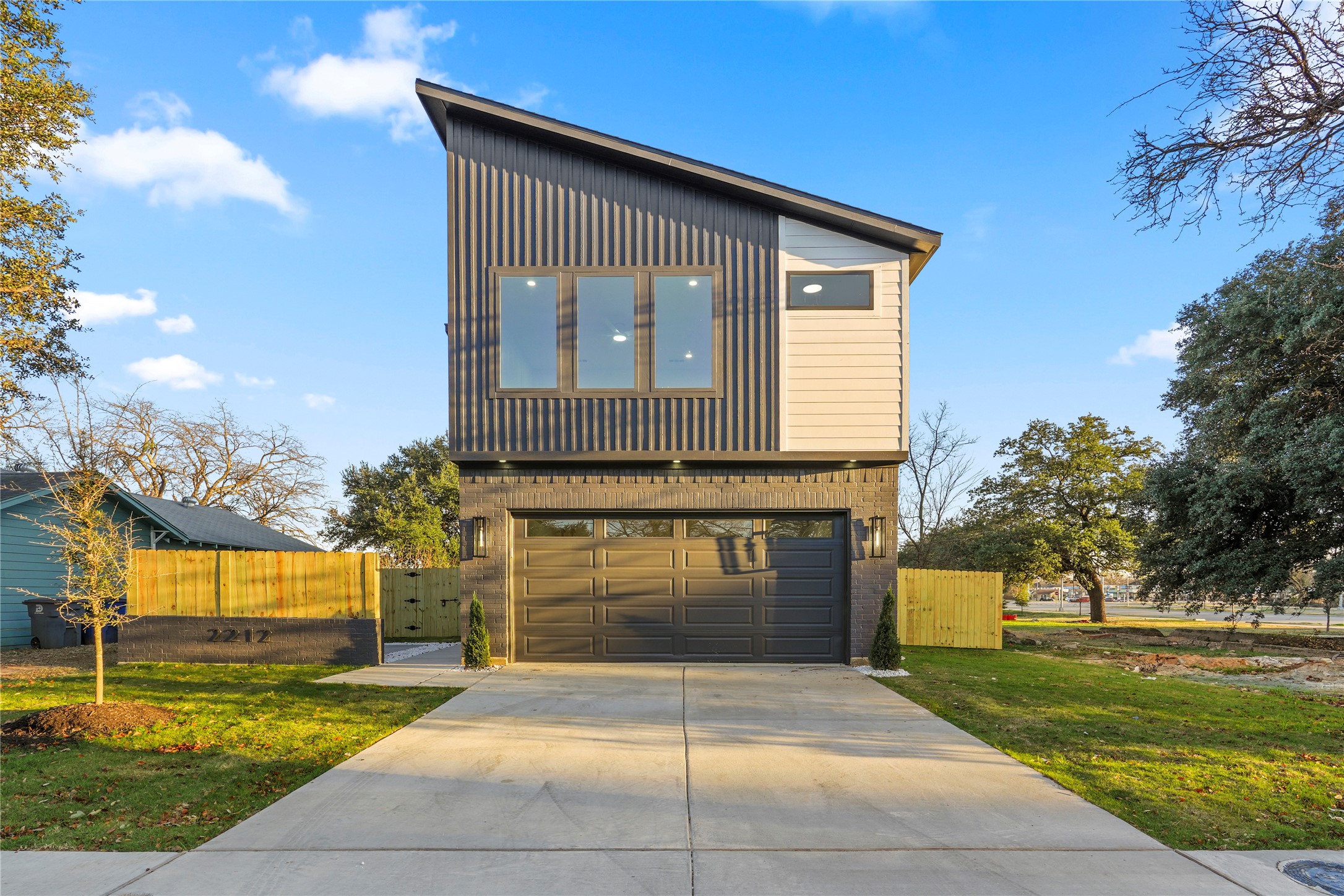 2212 Marburg Street Dallas TX 75215