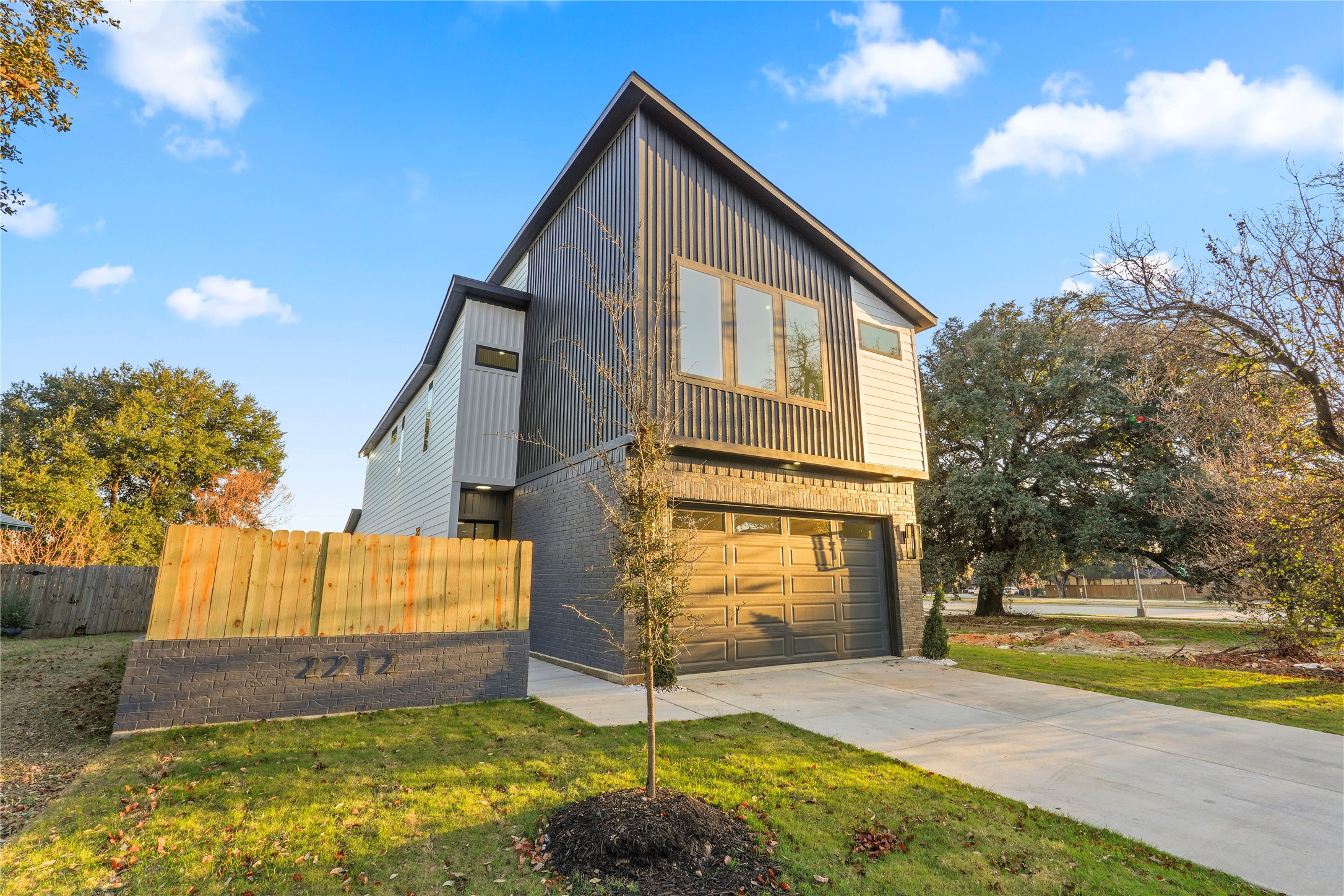 2212 Marburg Street Dallas TX 75215