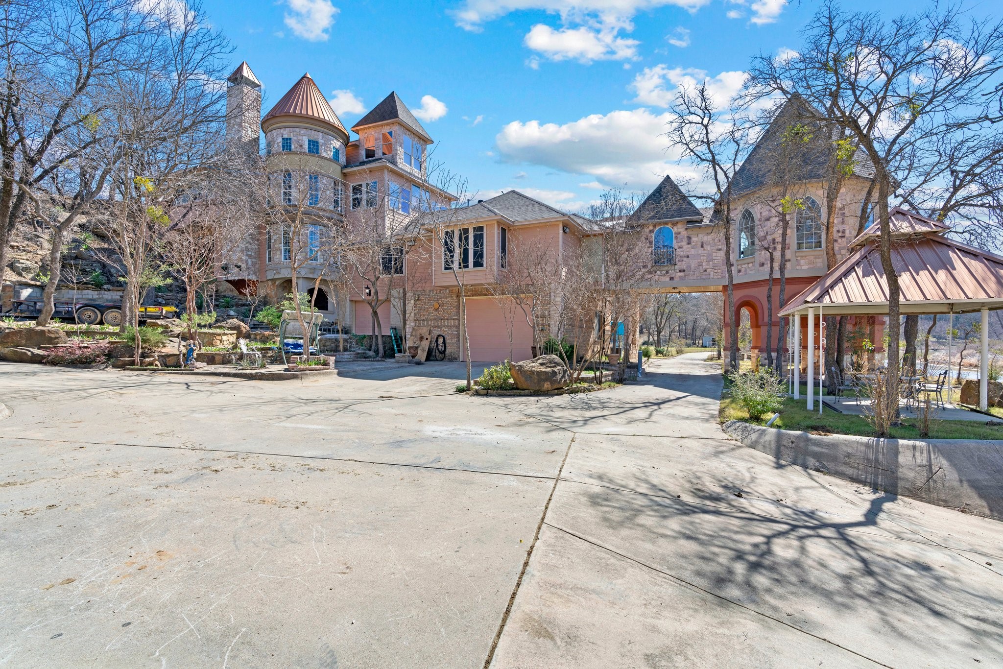 228 Private Road 1758 Chico TX 76431