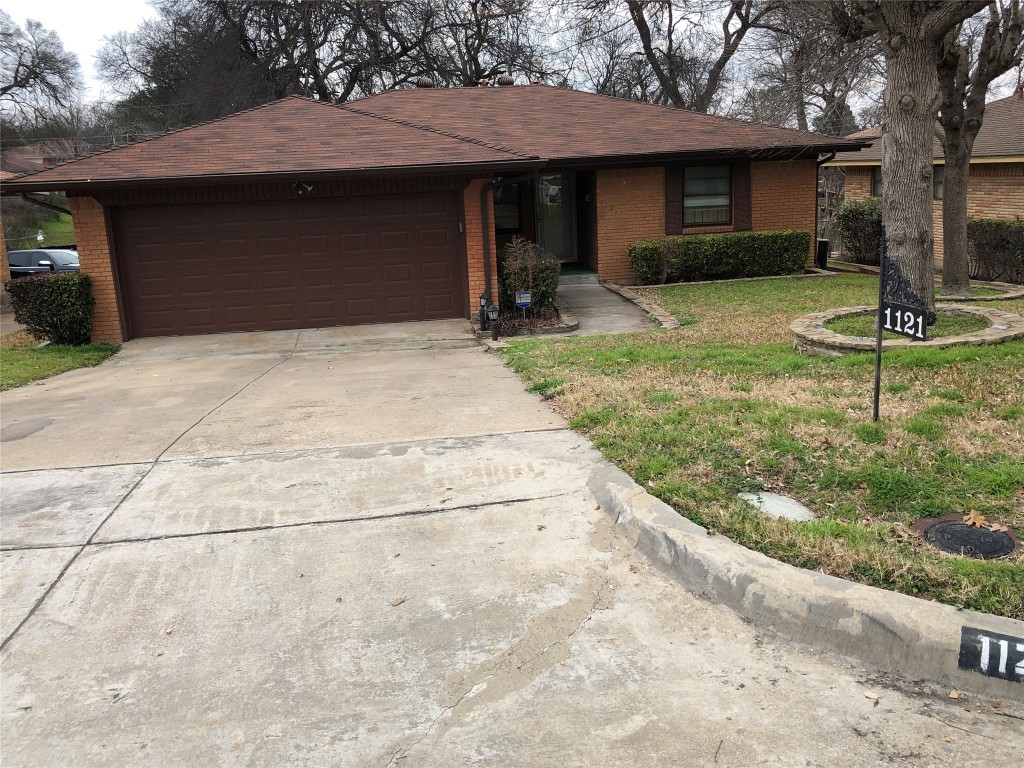 1121 Pinedale Lane Dallas TX 75241