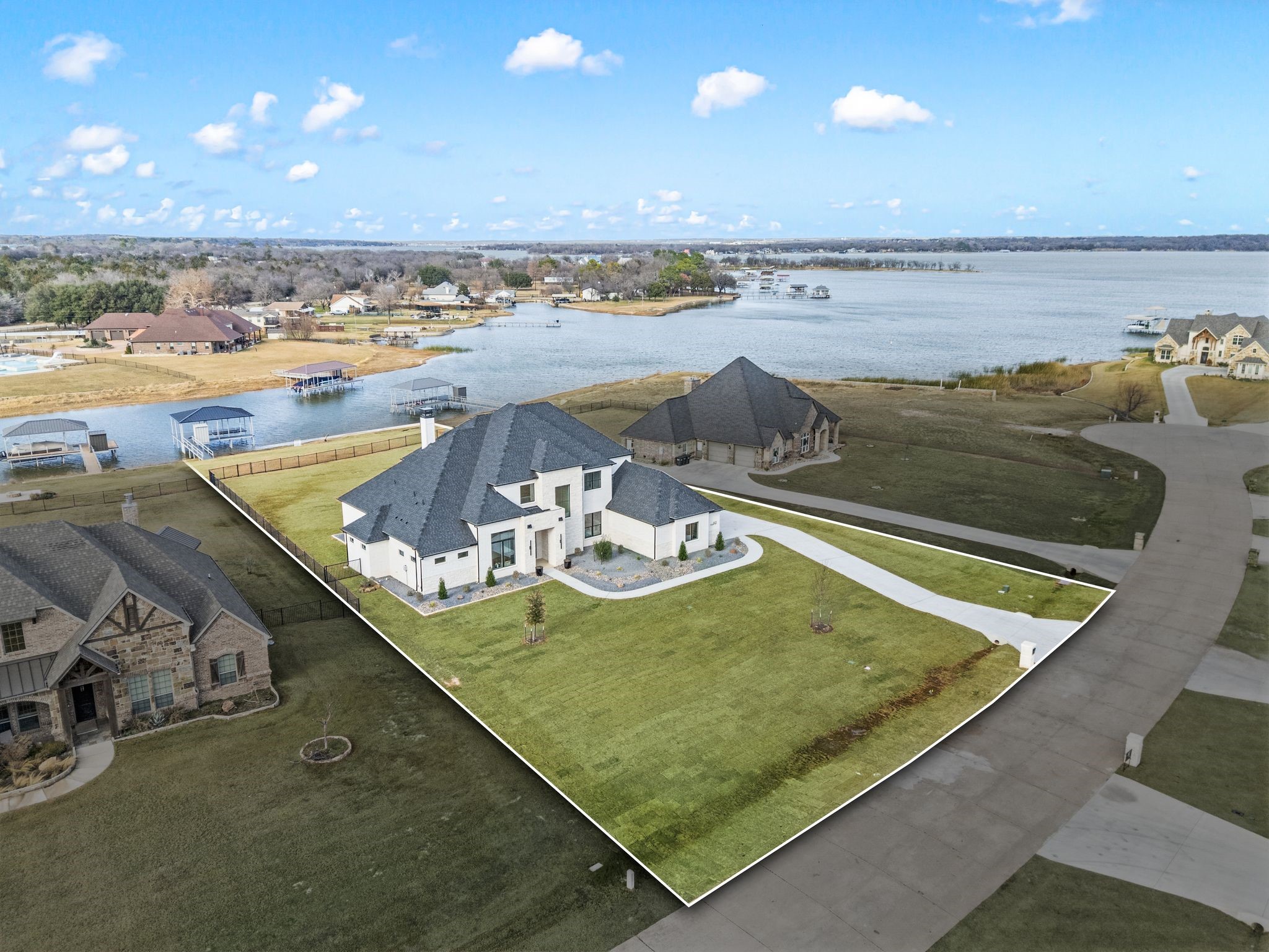 1805 Laguna Bay S Pelican Bay TX 76020