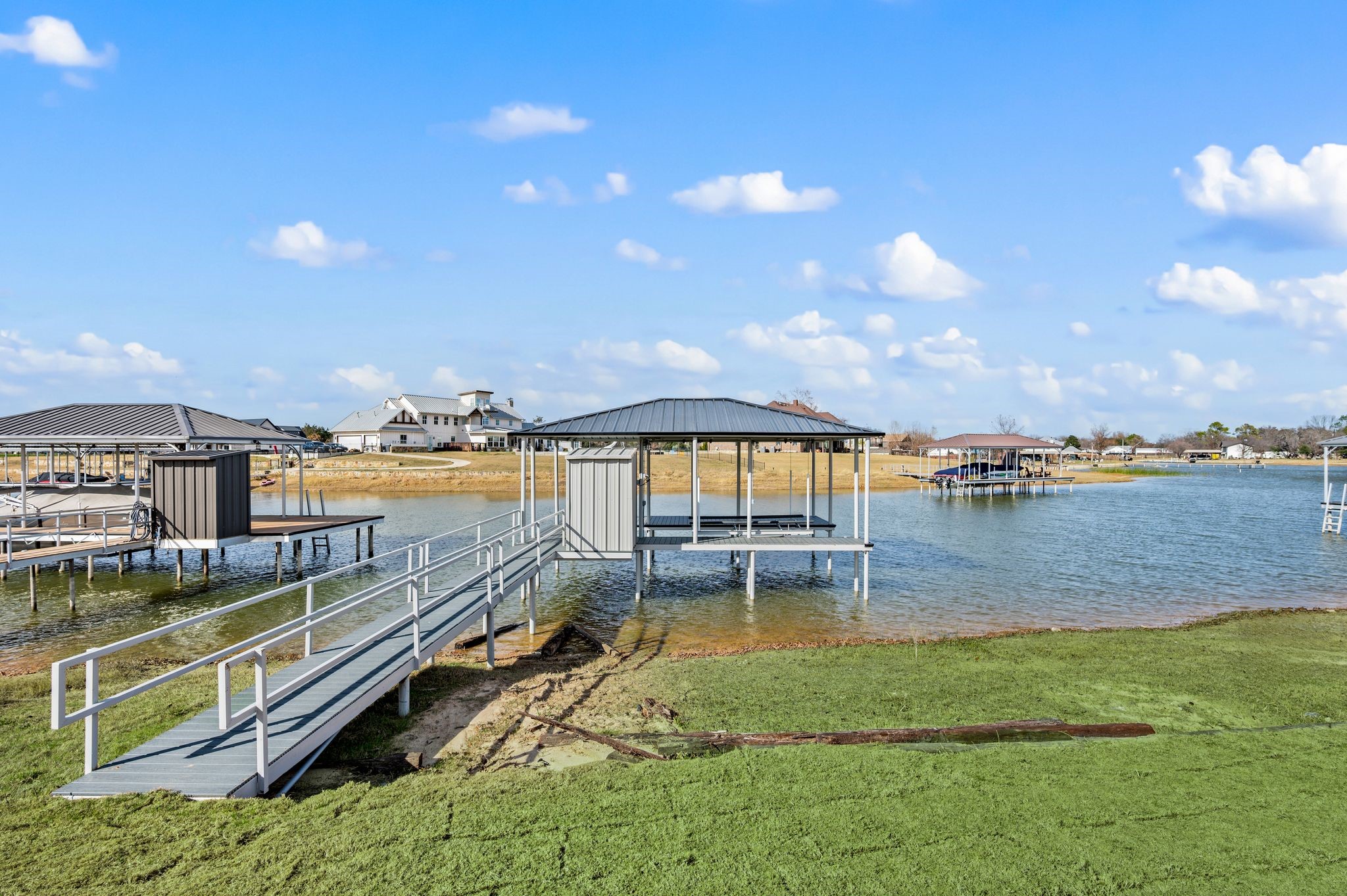 1805 Laguna Bay S Pelican Bay TX 76020